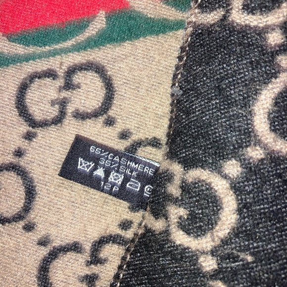 Gucci Cashmere Scarf - Picture 3 of 3